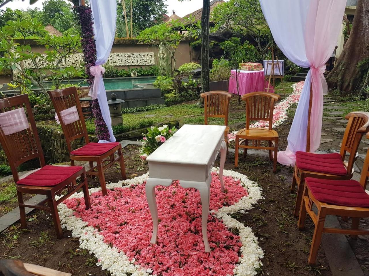 Liyer Spirit House Hotel Ubud Eksteriør billede