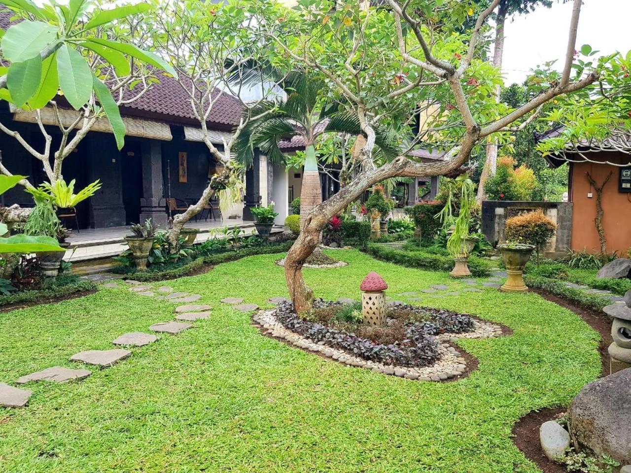 Liyer Spirit House Hotel Ubud Eksteriør billede