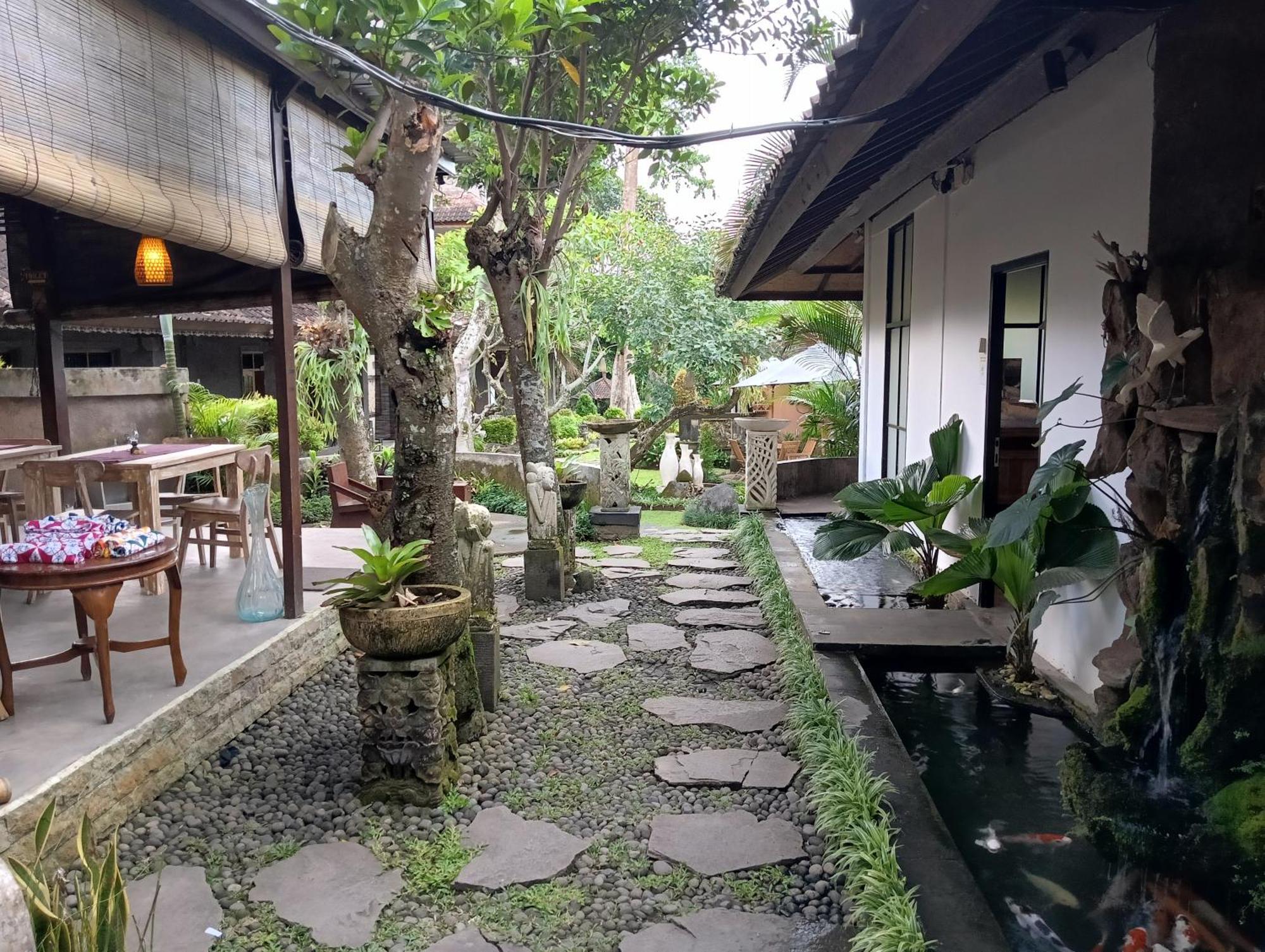 Liyer Spirit House Hotel Ubud Eksteriør billede